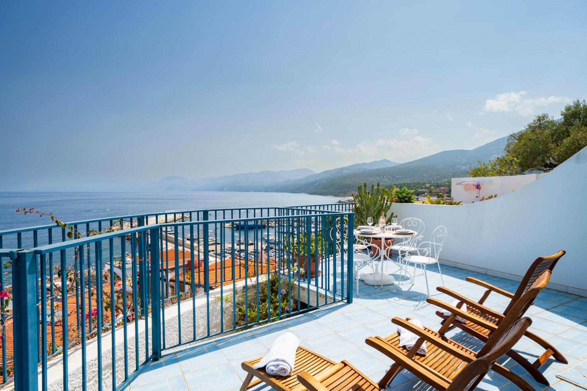 Seaview House Cala Gonone Lägenhet Exteriör bild