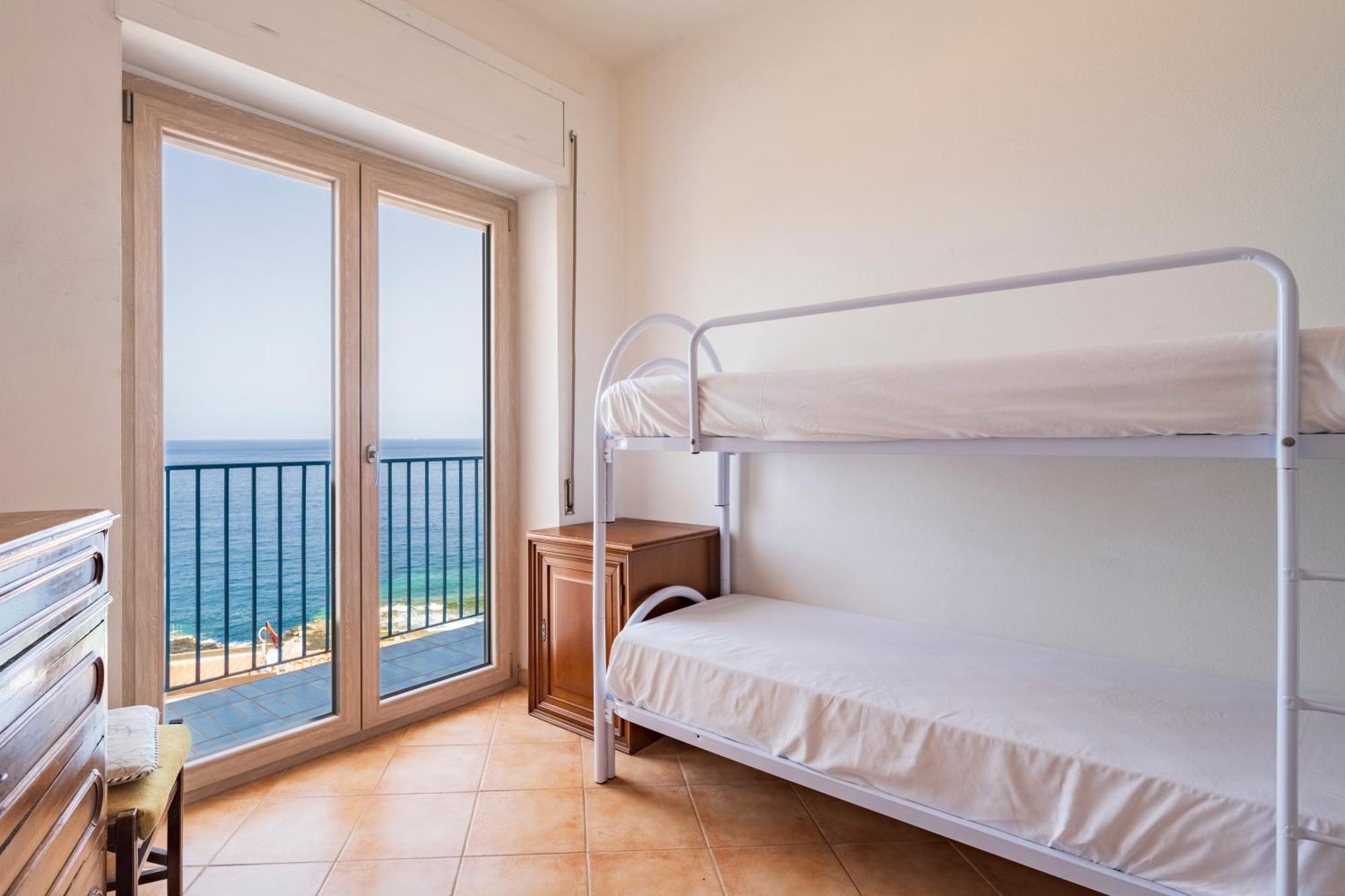 Seaview House Cala Gonone Lägenhet Exteriör bild